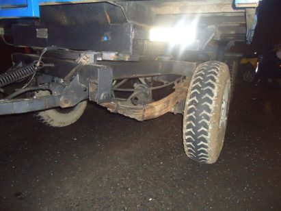 А пятай гадзіне раніцы «Фольксваген» урэзаўся ў прычэп трактара