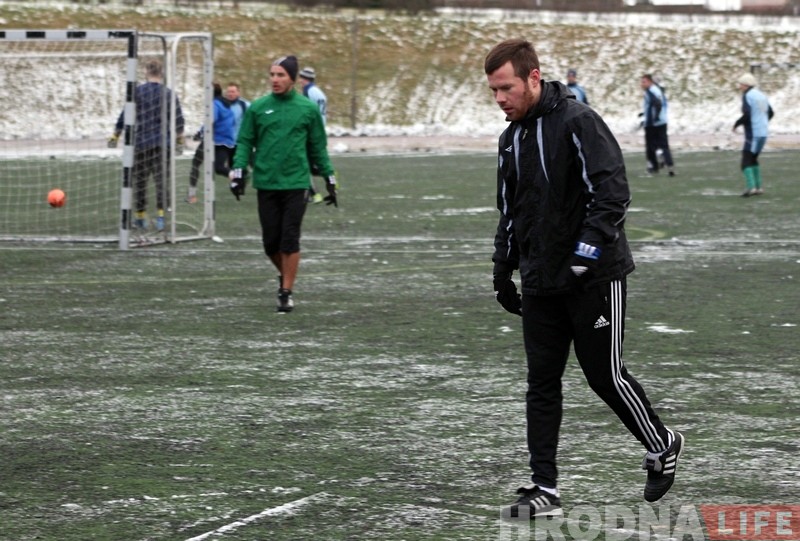 Ад аматараў да прафесіяналаў. Як у Гродне праходзіць зімовы турнір па міні-футболе Ад аматараў да прафесіяналаў. Як у Гродне праходзіць зімовы турнір па міні-футболе