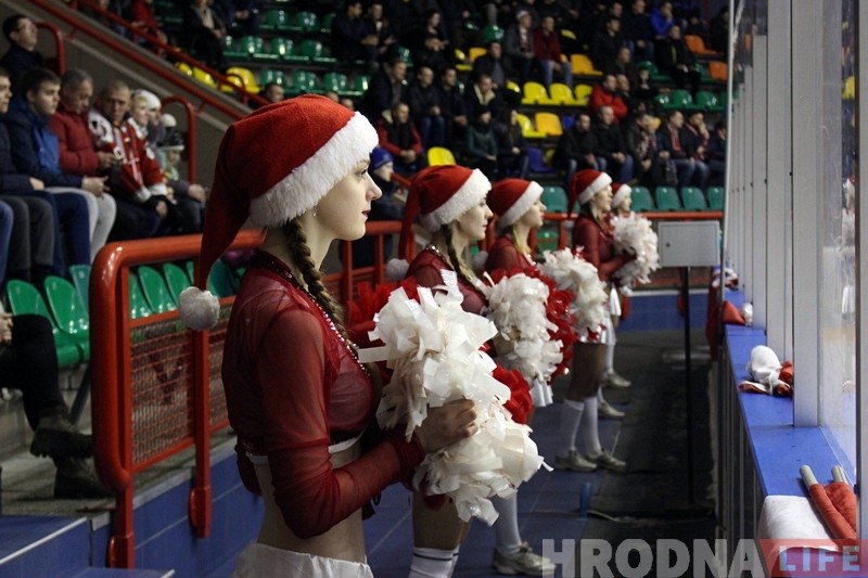 "Шахцёр" у Гродне перапыніў 14-матчавую пераможную серыю "Нёмана" "Шахцёр" у Гродне перапыніў 14-матчавую пераможную серыю "Нёмана"