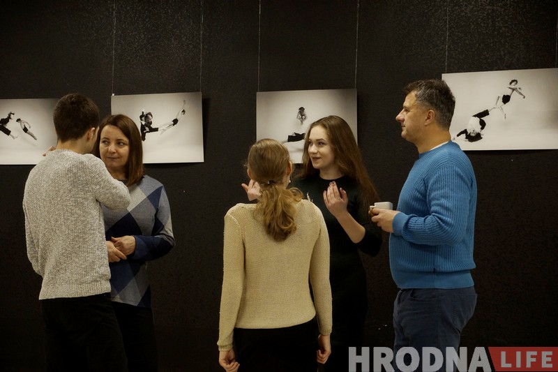Танцорка прадставіла ў Гродне фотавыставу “палётаў без фоташопу”