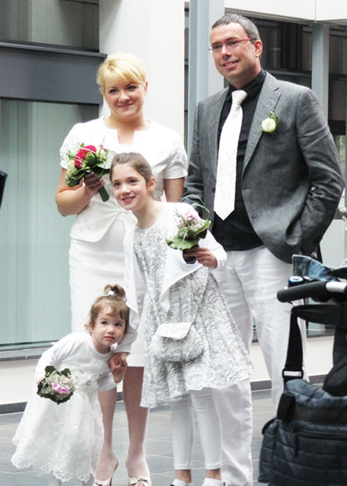 "Адразу сказала, што да 25 гадоў хачу мець двух дзяцей і мужа": як жывуць інтэрнацыянальныя сем'і ў Гродне