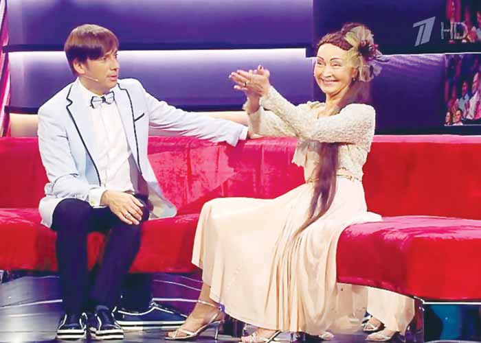 "Першы канал" даслаў пасылку з ікрой: як жыве гарадзенка Нінэль Блахіна пасля праграмы з Максімам Галкіным?