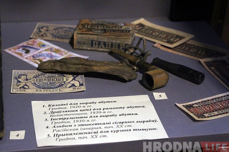 Ад посуду да старых фота: у Музеі Гарадніцы ўзнавілі інтэр'ер тыповага даваеннага гарышча Ад посуду да старых фота: у Музеі Гарадніцы ўзнавілі інтэр'ер тыповага даваеннага гарышча