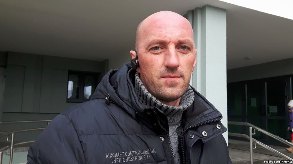 Звольнены кіроўца, які слаў скаргі Лукашэнку, выйграў суд у аўтапарка Звольнены кіроўца, які слаў скаргі Лукашэнку, выйграў суд у аўтапарка