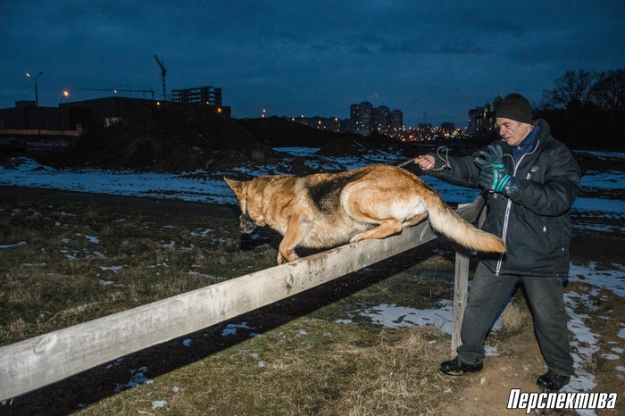 Сантэхнік на пенсіі: плавае кожны дзень зімой у Нёмане