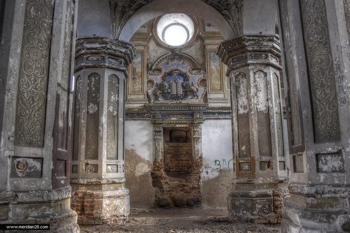 В Англии разработали план спасения синагог Европы. Среди первоочередных — храм в Слониме