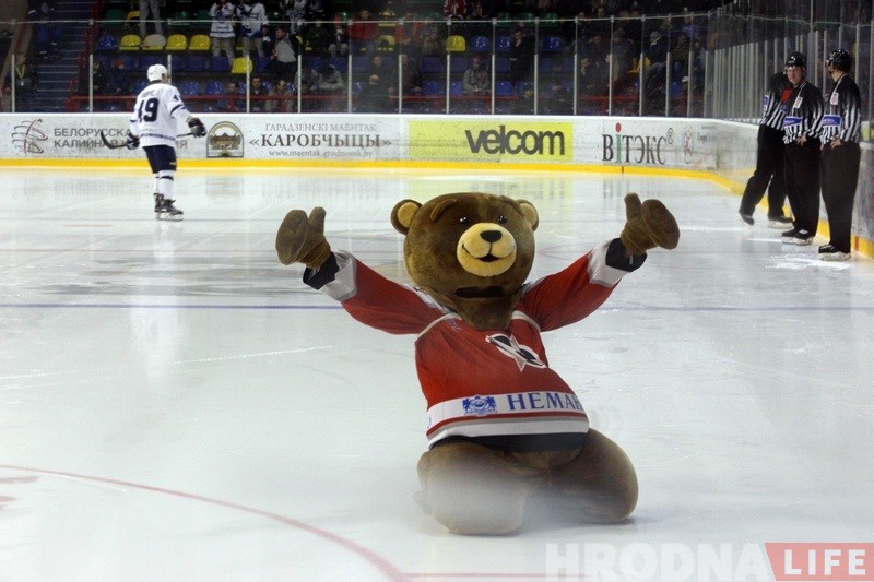 Серыя працягнецца ў Маладзечне: "Нёман" не змог дома абыграць "Дынама" Серыя працягнецца ў Маладзечне: "Нёман" не змог дома абыграць "Дынама"