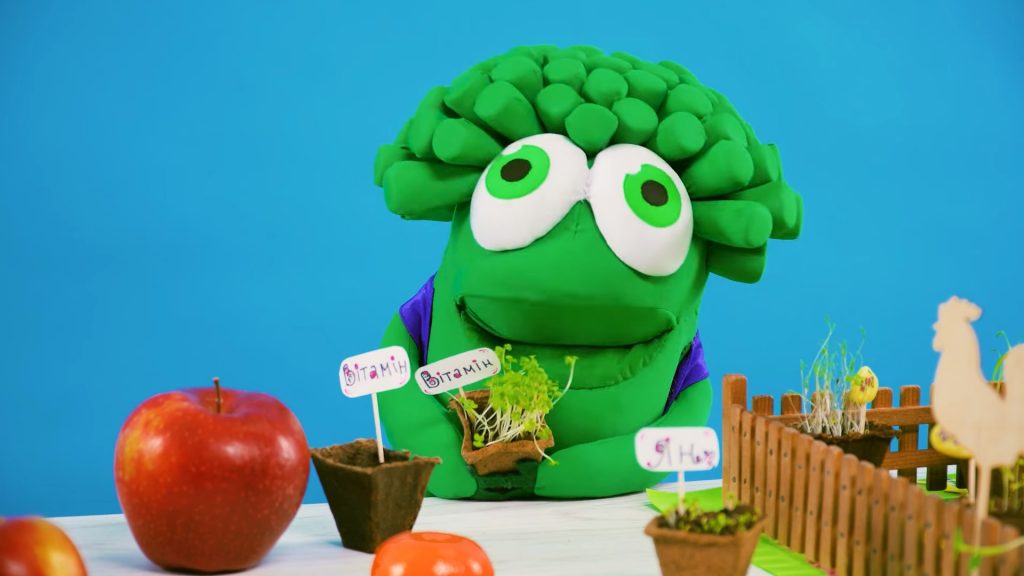 Вырошчваць расліны і вучыць мову: "Еўраопт" запусціў незвычайны блог Вітаміна і Яна