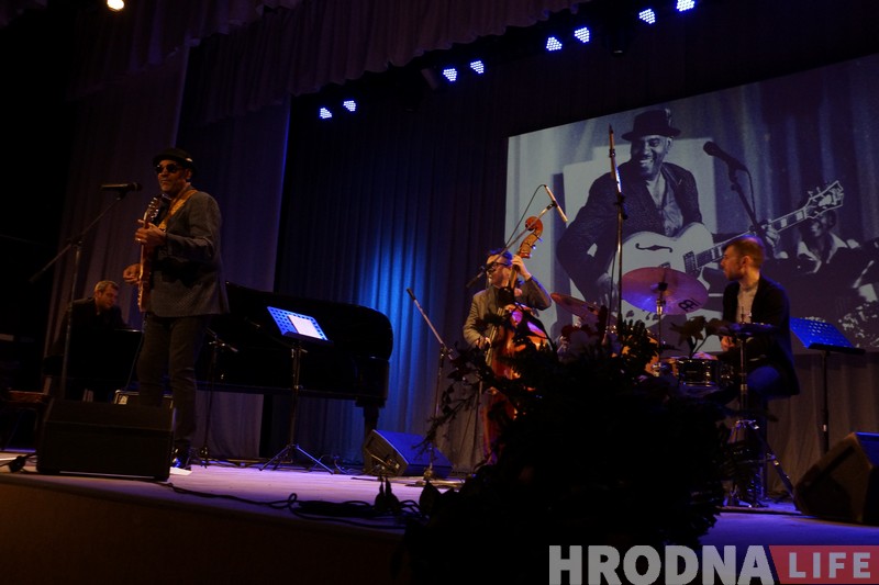 Гродна спяваў джаз разам з Аланам Харысам Гродна спяваў джаз разам з Аланам Харысам