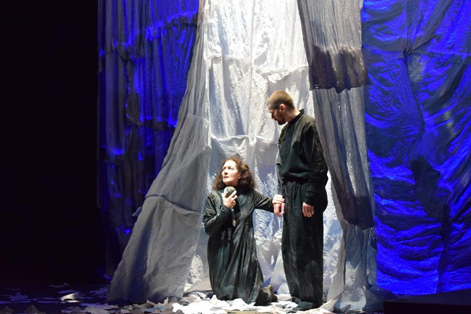 «Памры, але паглядзі спектакль!» Аляксандр Цебянькоў аб прэм'еры "Абяцання на досвітку" ў тэатры лялек