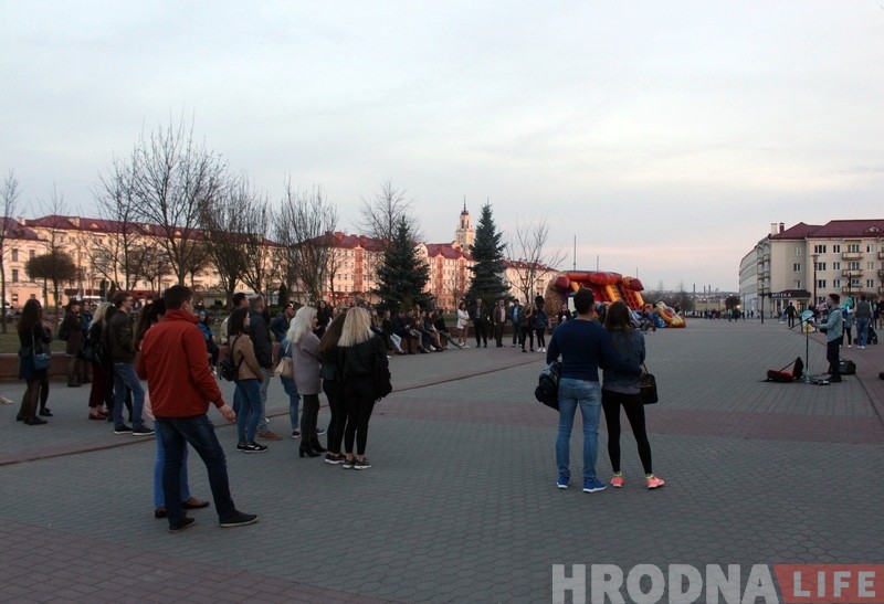 Вулічны музыка з Мінска адыграў для гродзенцаў вялікі канцэрт