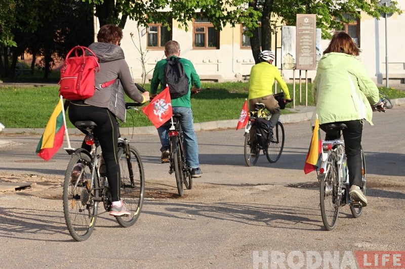 Літоўскія велатурысты прыехалі ў Гродна па слядах "Нацыянальнай экспедыцыі па Нёмане" Літоўскія велатурысты прыехалі ў Гродна па слядах "Нацыянальнай экспедыцыі па Нёмане"