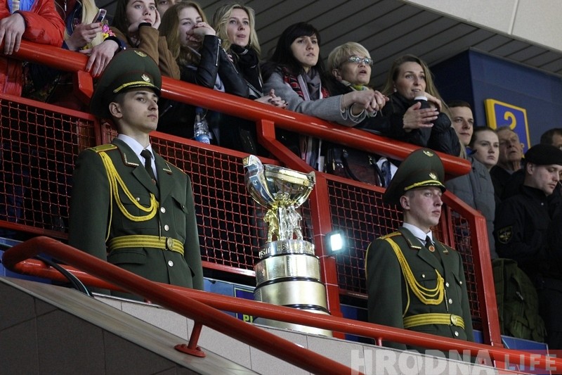 "Нёман" не паказаў дома чэмпіёнскай гульні і прайграў "Юнацтву". Серыя працягнецца ў Мінску "Нёман" не паказаў дома чэмпіёнскай гульні і прайграў "Юнацтву". Серыя працягнецца ў Мінску