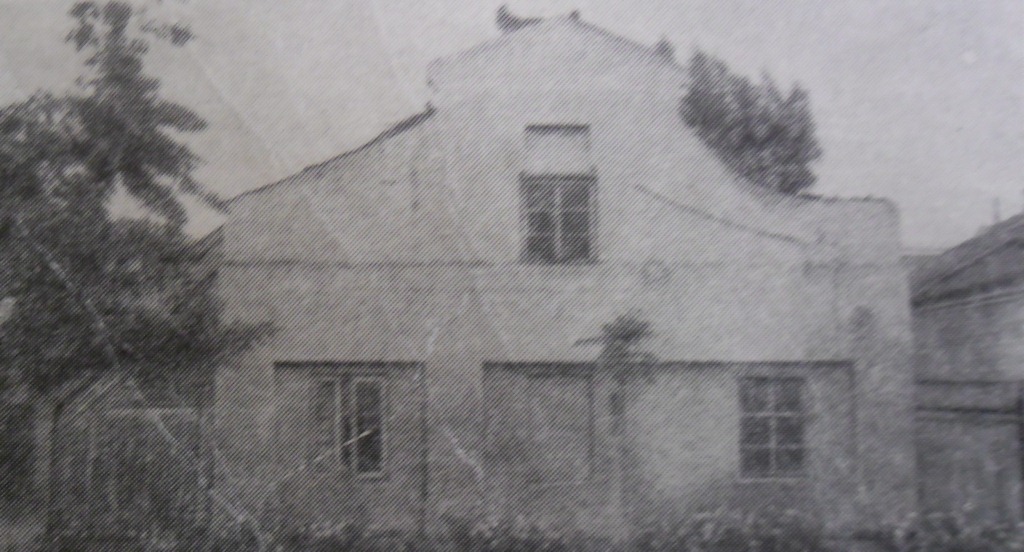 Як выглядалі дамкі майстроў на вуліцы Ажэшкі, якія знішчылі вялікія грошы Як выглядалі дамкі майстроў на вуліцы Ажэшкі, якія знішчылі вялікія грошы