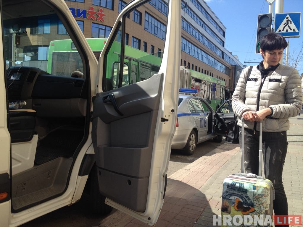 Гродзенскую маршрутку затрымалі ў Мінску перад самым выездам Гродзенскую маршрутку затрымалі ў Мінску перад самым выездам