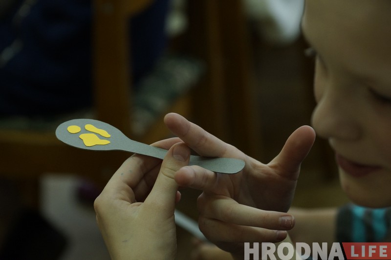 “Дети любят читать книжки, просто они об этом не знают". Писательница Надея Ясминска волшебничала вместе с гродненскими читателями