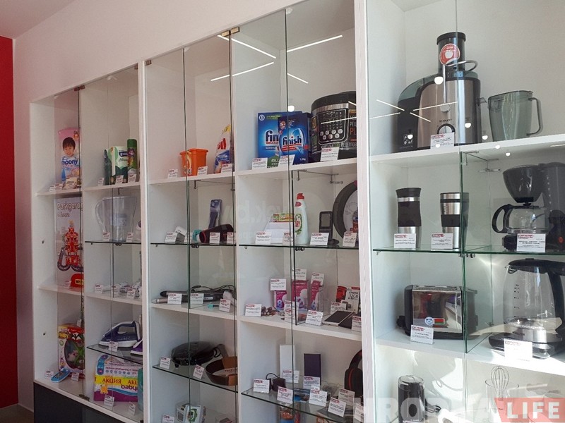 "Забраць замову можна ўжо на наступны дзень". У Гродне адкрыўся пункт выдачы анлайн-гіпермаркета 21vek.by