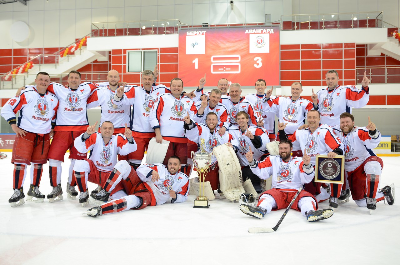 Аматарскі хакей на вышыні: гродзенскі "Авангард" стаў чэмпіёнам Мінска Аматарскі хакей на вышыні: гродзенскі "Авангард" стаў чэмпіёнам Мінска