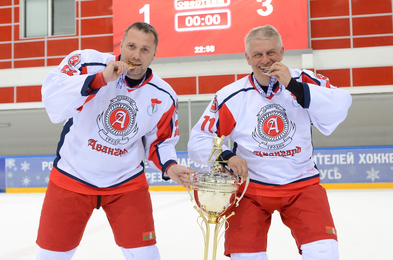 Аматарскі хакей на вышыні: гродзенскі "Авангард" стаў чэмпіёнам Мінска Аматарскі хакей на вышыні: гродзенскі "Авангард" стаў чэмпіёнам Мінска