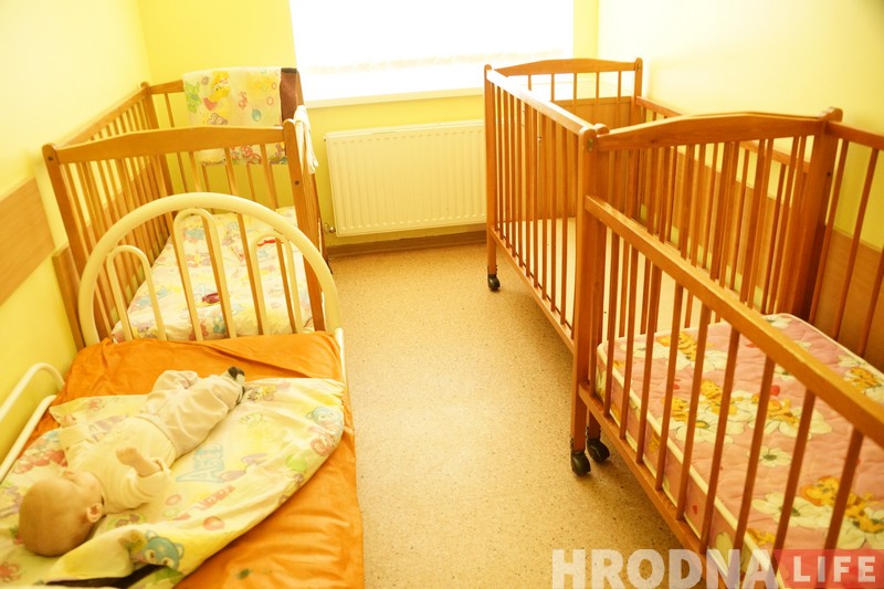 Няня, якой больш няма. Як жыла і працавала першая бальнічная «мама» для малянят-сірот