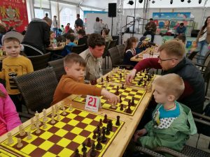 Міша Дзюрдзь: перамог рак, пайшоў у школу і навучыўся гуляць у шахматы Міша Дзюрдзь: перамог рак, пайшоў у школу і навучыўся гуляць у шахматы