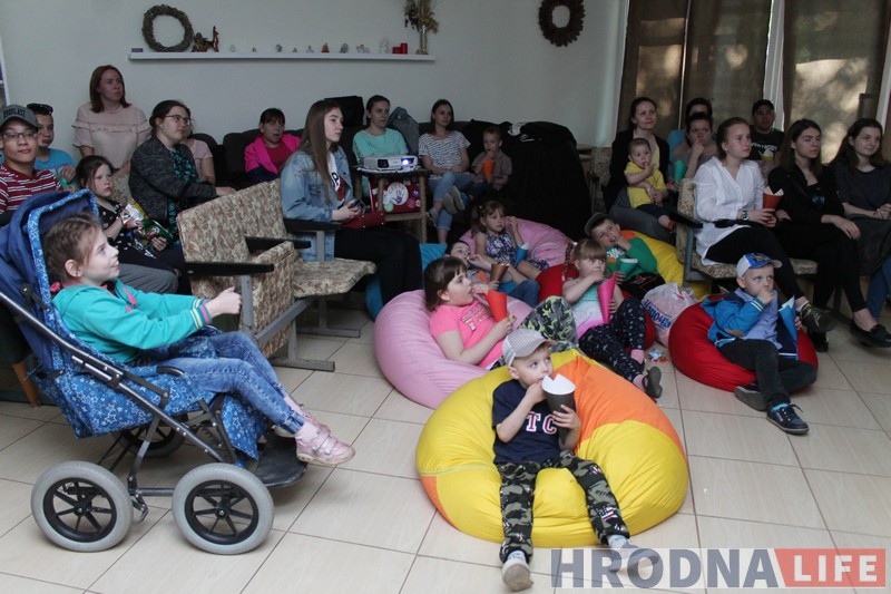 Гродненский детский хоспис начал серию интеграционных мультпросмотров