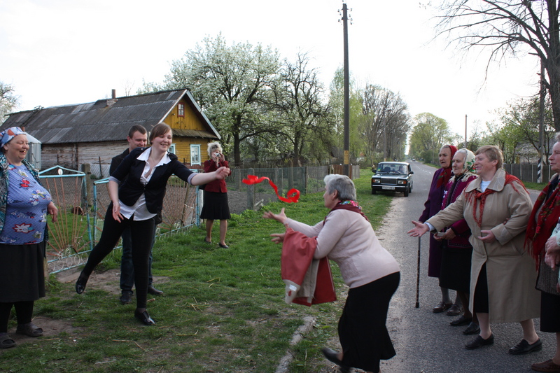 Цікавосткі пра святы Міколы ды Юр’я і адкрыццё сезона танцаў у гарадзенскіх дворыках чакаюць гродзенцаў