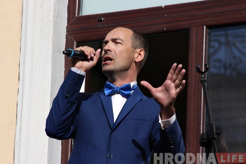 Летнія канцэрты ў Гродне: музыкі выступаюць на балконах старога горада Летнія канцэрты ў Гродне: музыкі выступаюць на балконах старога горада