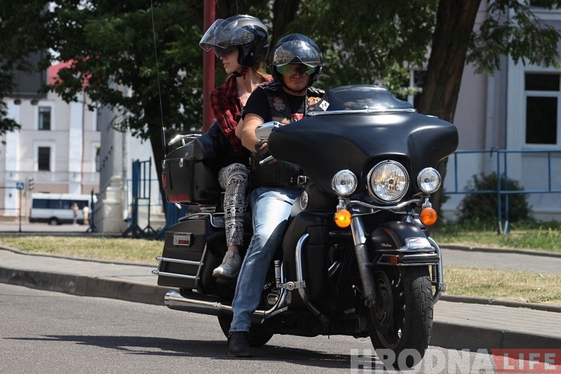 Мотатаксі ў Гродне 5 гадоў! А ў планах у байкераў ёсць нават мотаэкскурсіі Мотатаксі ў Гродне 5 гадоў! А ў планах у байкераў ёсць нават мотаэкскурсіі
