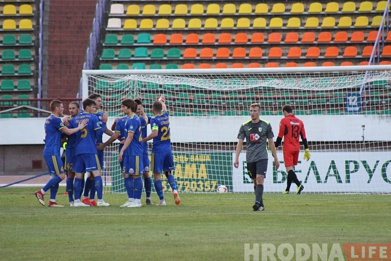 БАТЭ на апошніх хвілінах вырваў у "Нёмана" перамогу БАТЭ на апошніх хвілінах вырваў у "Нёмана" перамогу