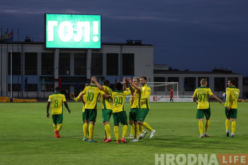 "Нёман" на апошніх хвілінах упусціў перамогу над "Мінскам" "Нёман" на апошніх хвілінах упусціў перамогу над "Мінскам"