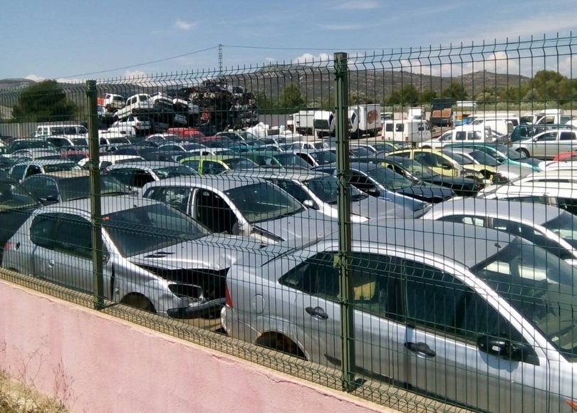 "На Захадзе аўто лепшыя за нашы ідуць на звалку". Як аўтабізнес стаў ахвярай Мытнага саюза "На Захадзе аўто лепшыя за нашы ідуць на звалку". Як аўтабізнес стаў ахвярай Мытнага саюза