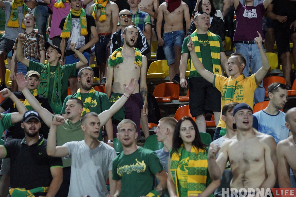  “За Нёман, за Радзіму, за футбол!” Фан-клуб “Нёмана” адзначыў 20-годдзе перформансам на матчы