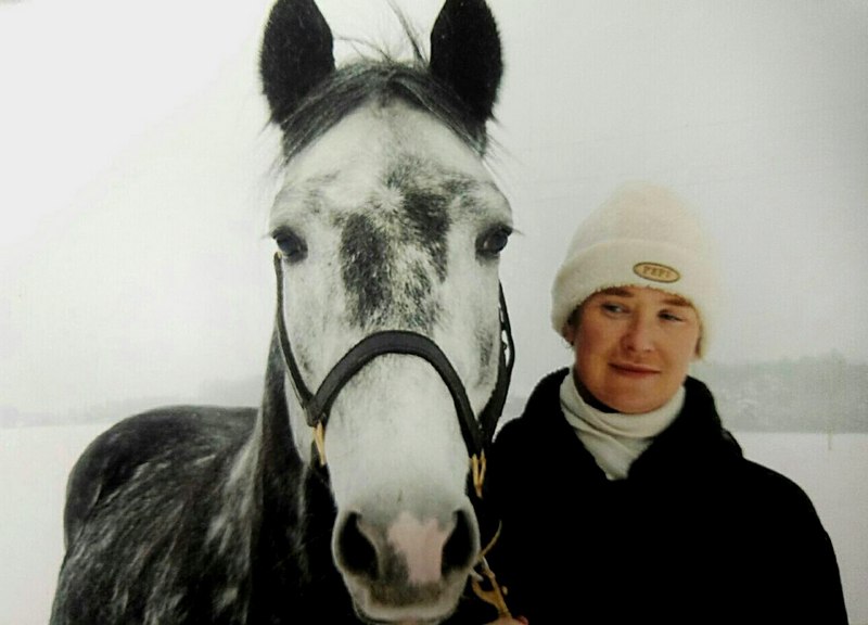 Гродзенка збірае грошы на коней, каб дапамагаць асаблівым дзецям