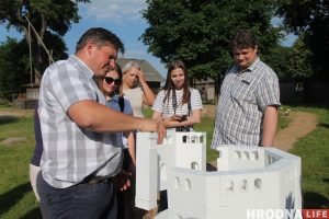 Краіна замкаў. У Ашмянскім раёне з'явіўся парк мініяцюр з крэпасцямі і палацамі ВКЛ Краіна замкаў. У Ашмянскім раёне з'явіўся парк мініяцюр з крэпасцямі і палацамі ВКЛ