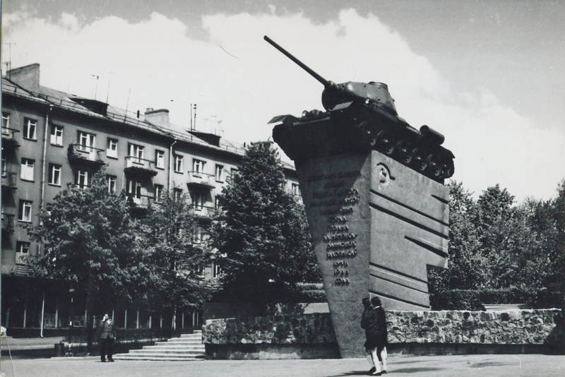 Філолаг і танк. Як гродзенскі студэнт выпраўляў гістарычную памылку