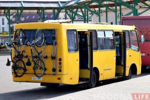 З'явіўся першы аўтобус на Аўгустоўскі канал, які можа перавозіць ровары