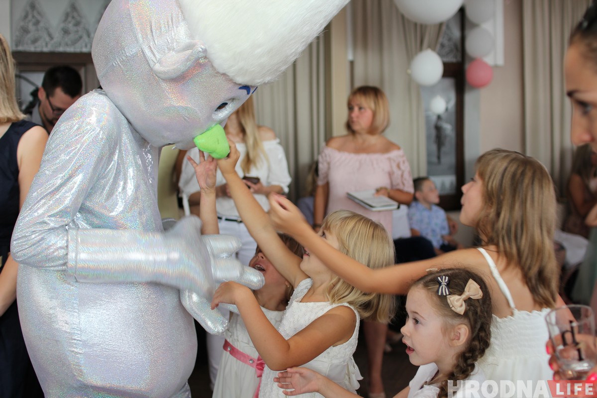 Лучшие мамы Гродно начали новый сезон «Ванильной вечеринкой»