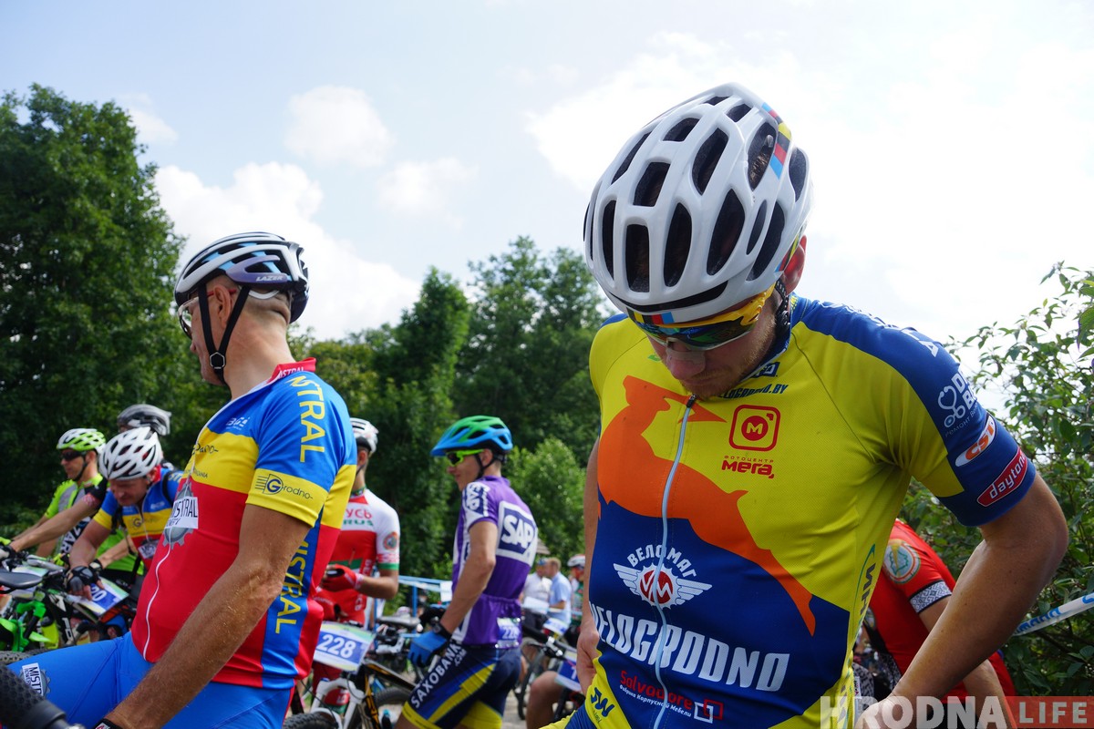 “Выйграў наймацнейшы, а перамог – кожны, хто даехаў да канца”. Веламарафон “Суседзі” прайшоў пад Гродна восьмы раз “Выйграў наймацнейшы, а перамог – кожны, хто даехаў да канца”. Веламарафон “Суседзі” прайшоў пад Гродна восьмы раз