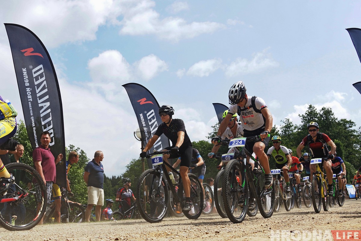 “Выйграў наймацнейшы, а перамог – кожны, хто даехаў да канца”. Веламарафон “Суседзі” прайшоў пад Гродна восьмы раз “Выйграў наймацнейшы, а перамог – кожны, хто даехаў да канца”. Веламарафон “Суседзі” прайшоў пад Гродна восьмы раз