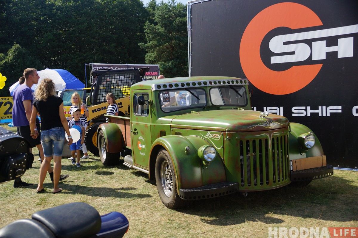 SunDay-2018: Гродзенцы хвалілі машыны, спаборнічалі ў конкурсах і рабілі сэлфі (фота) SunDay-2018: Гродзенцы хвалілі машыны, спаборнічалі ў конкурсах і рабілі сэлфі (фота)