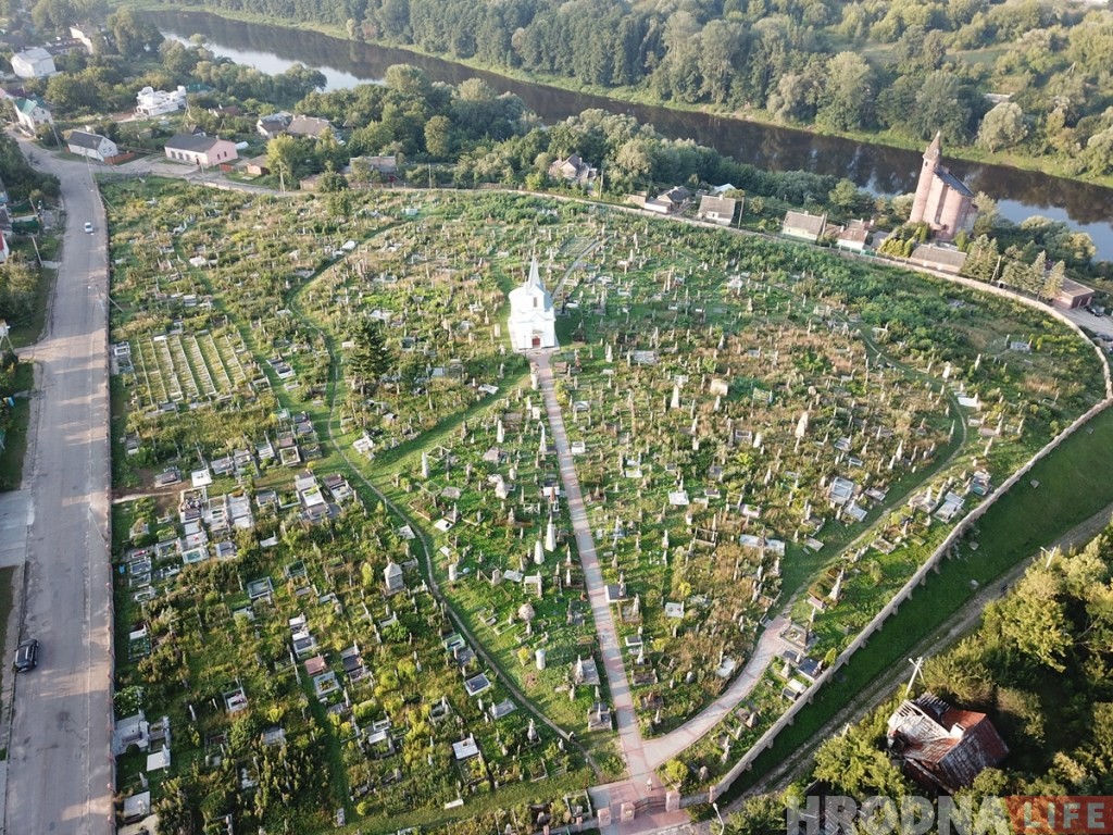 Лайков больше, чем помощи: как обстоят дела с оцифровкой старого некрополя в Гродно