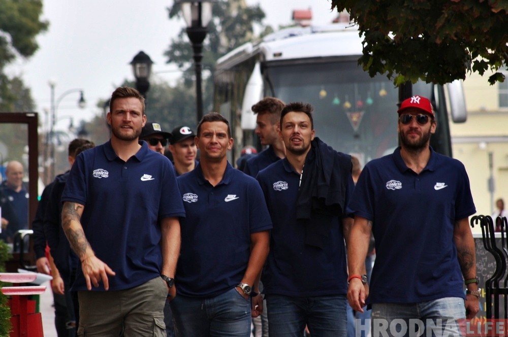 Ліга чэмпіёнаў: хакеісты чэшскай "Каметы» прыляцелі ў Гродна каб згуляць з "Нёманам"