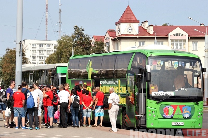 "Едзем вяртаць кубак у Гродна". Каля 200 гродзенцаў будуць падтрымліваць "Нёман" у фінале Кубка Салея "Едзем вяртаць кубак у Гродна". Каля 200 гродзенцаў будуць падтрымліваць "Нёман" у фінале Кубка Салея