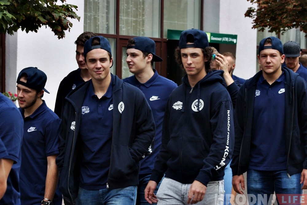 Ліга чэмпіёнаў: хакеісты чэшскай "Каметы» прыляцелі ў Гродна каб згуляць з "Нёманам"