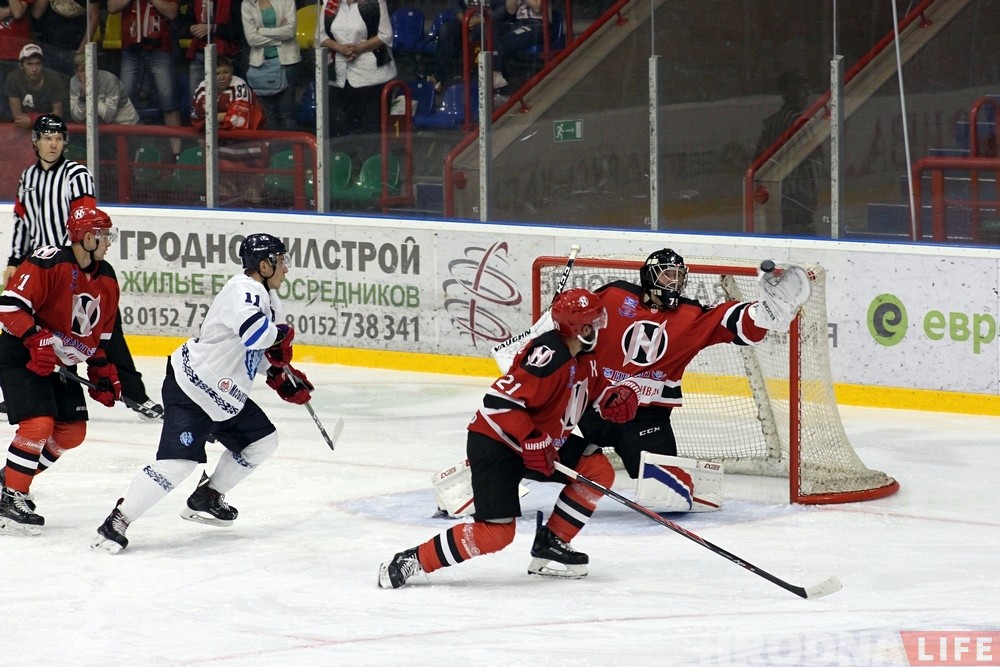 Кубак Салея: «Нёман» толькі ў серыі булітаў здолеў абыграць «Дынама-Маладзечна» Кубак Салея: «Нёман» толькі ў серыі булітаў здолеў абыграць «Дынама-Маладзечна»