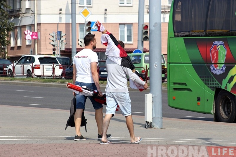 "Едзем вяртаць кубак у Гродна". Каля 200 гродзенцаў будуць падтрымліваць "Нёман" у фінале Кубка Салея "Едзем вяртаць кубак у Гродна". Каля 200 гродзенцаў будуць падтрымліваць "Нёман" у фінале Кубка Салея