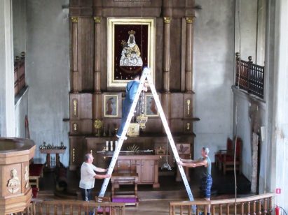 "Бяда вельмі згуртавала вернікаў". Як аднаўляюць касцёл Святых Апосталаў Пятра і Паўла ў Гожы пасля пажару "Бяда вельмі згуртавала вернікаў". Як аднаўляюць касцёл Святых Апосталаў Пятра і Паўла ў Гожы пасля пажару