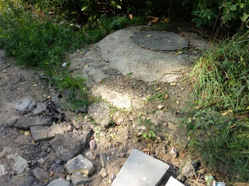 Хто вінаваты? У рэчку Ласасянка падчас ліўняў нясуцца бруд і смецце (відэа)