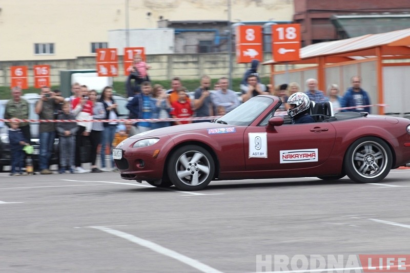 ФОТА: віртуозы руля з розных гарадоў Беларусі спаборнічалі ў Гродне ФОТА: віртуозы руля з розных гарадоў Беларусі спаборнічалі ў Гродне